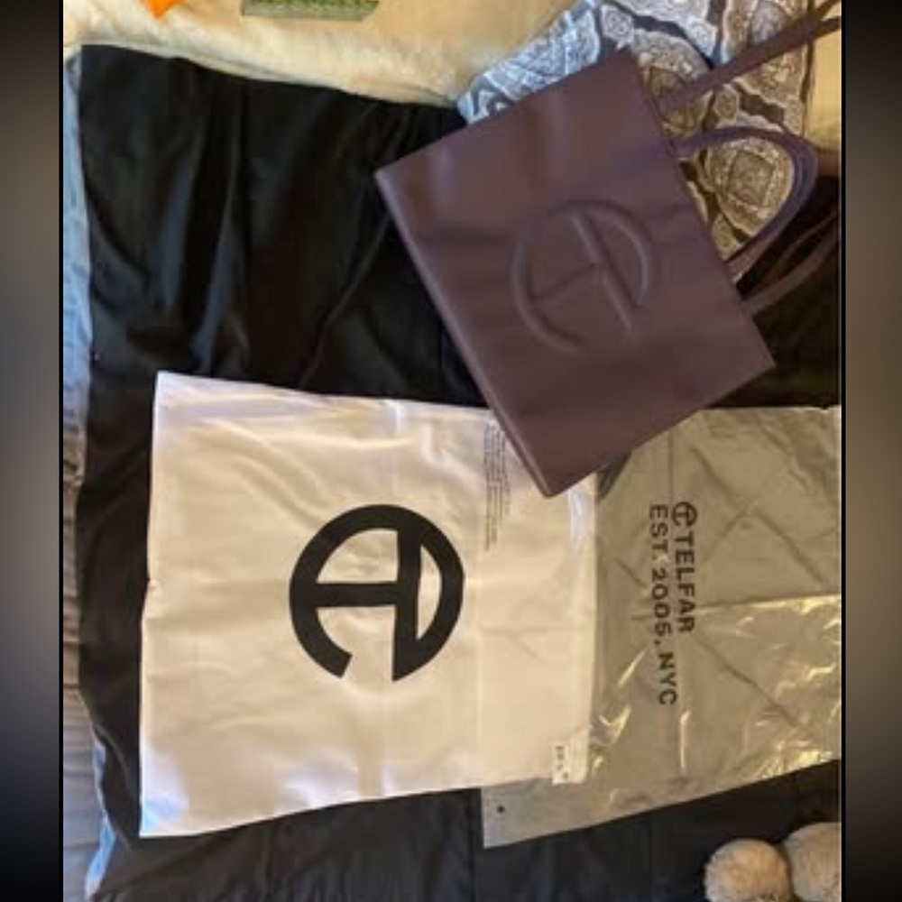 Telfar shopping bag- medium